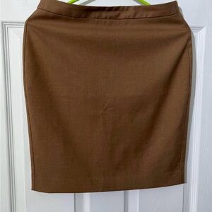 Women's Banana Republic Brown
Business Short Skirt